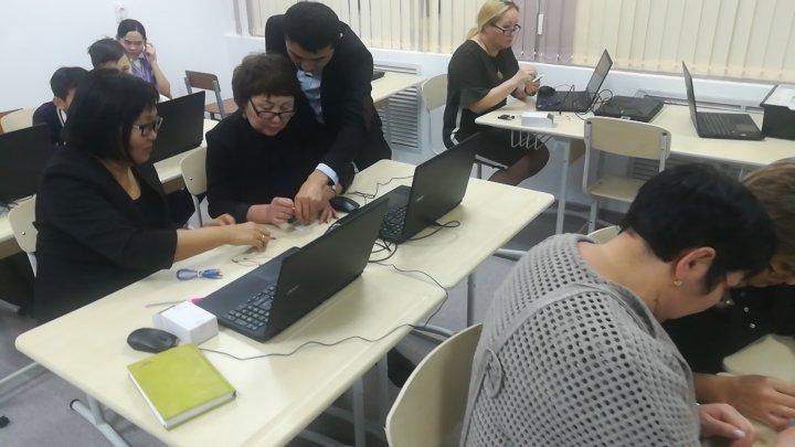 Робототехника мектепте Робототехника мектепте
